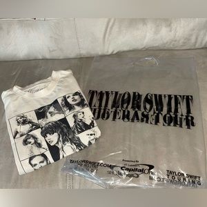 Eras Tour Exclusive - Taylor Swift Ivory T-Shirt SMALL